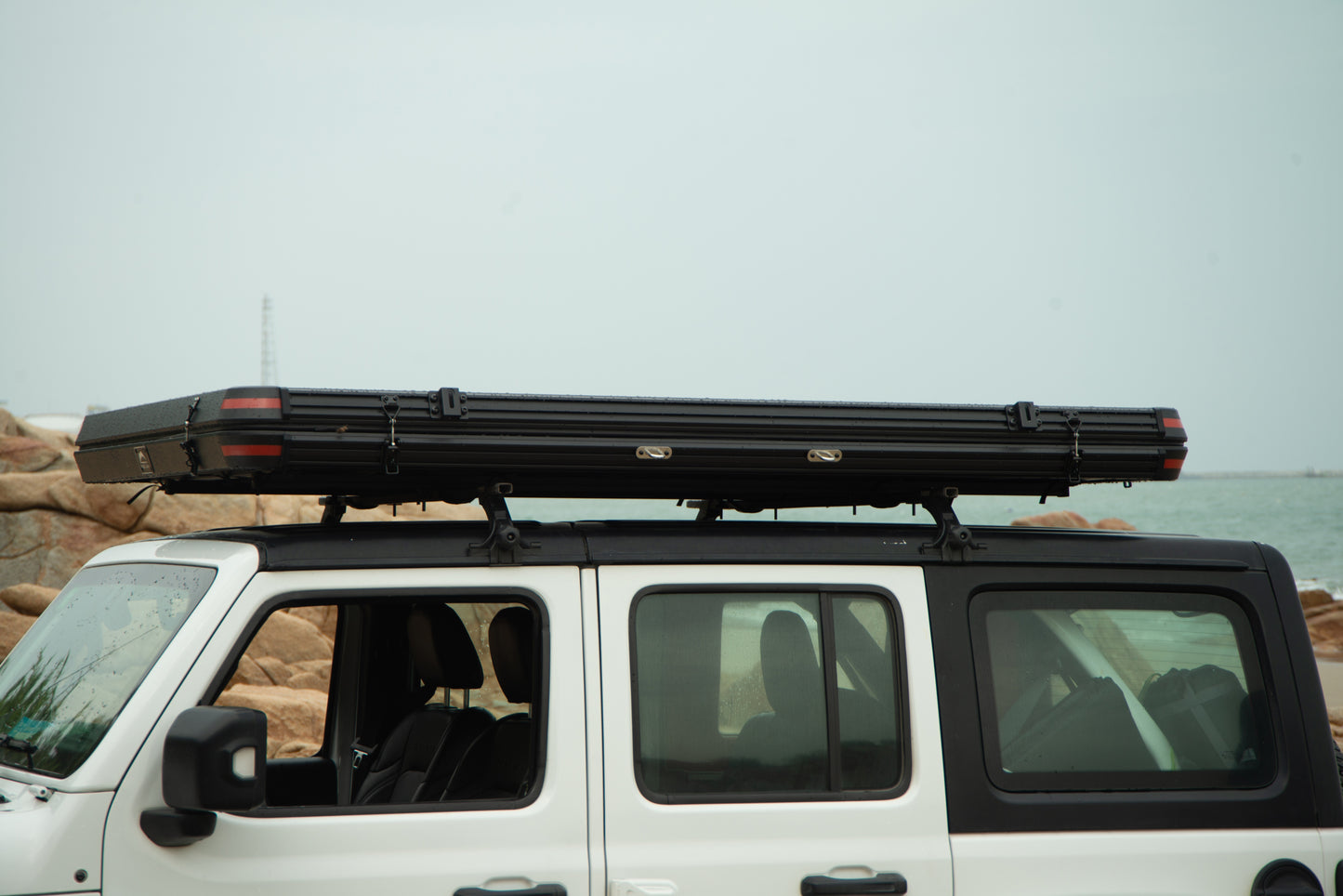 🏕️ Wild Land Desert Cruiser Pro The Ultimate Rooftop Tent for Adventure