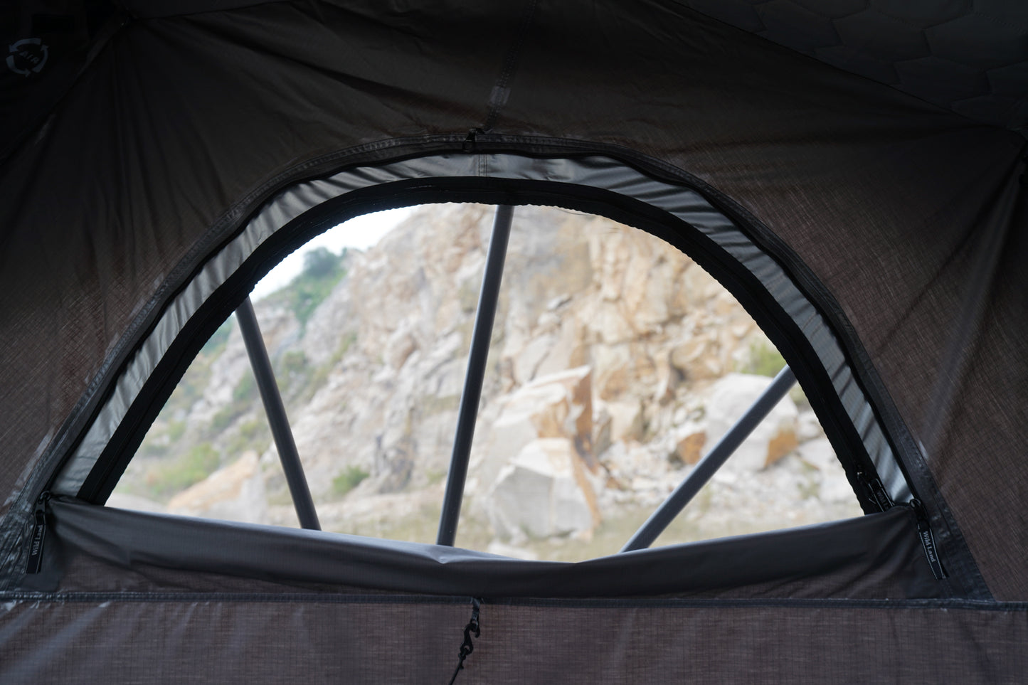ποΈ Wild Land Wild Cruiser Pro Rooftop Tent β Spacious & Durable