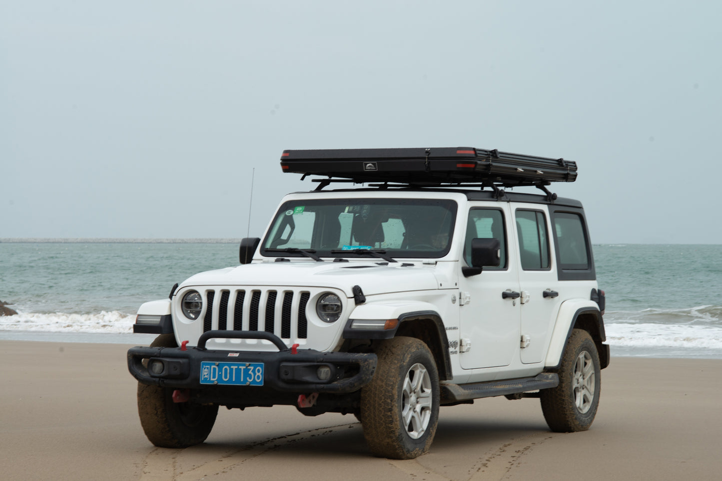 🏕️ Wild Land Desert Cruiser The Ultimate Rooftop Tent for Adventure