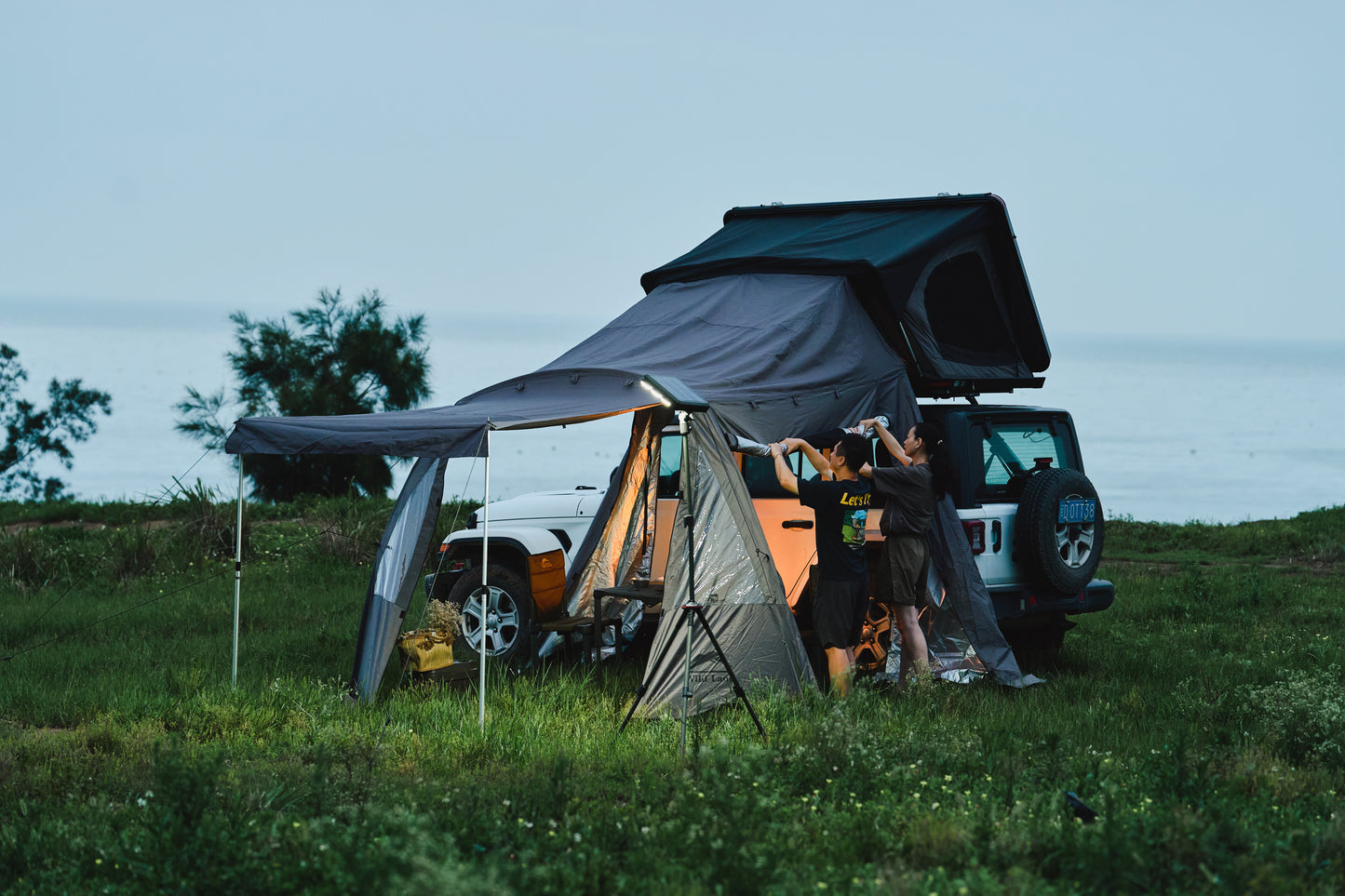 🌟 Wild Land Rooftop Tent Annex – Expand Your Outdoor Living Space! 🏕️✨