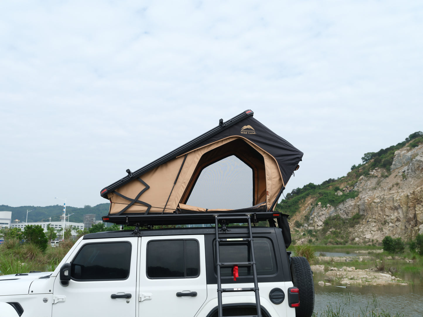 🏕️Wild Land Bush Cruiser V2 Pro Rooftop Tent Ultra-Slim 7.1'' Thick